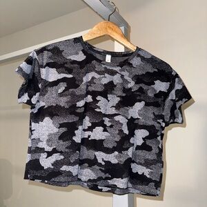 Lululemon Women’s Multi Crop-Top